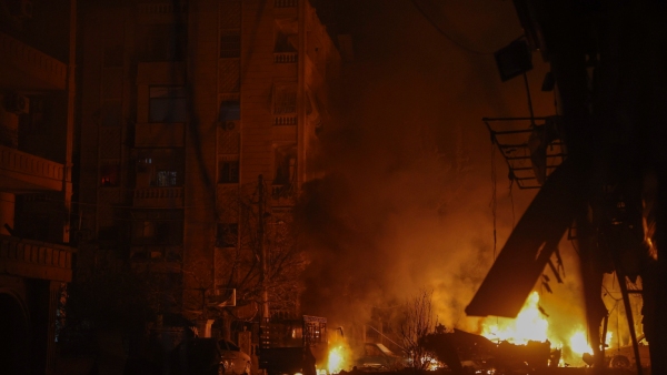 Syria Civil War America is raining bombs to destroy ISIS terrorists