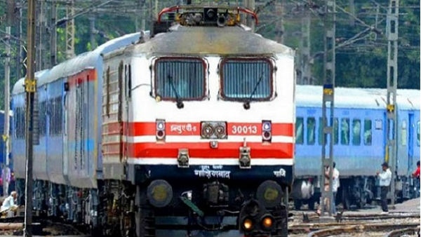 Sri Siddharoodha Swamiji Hubli-Rameswaram Station trains will be temporarily halted Tiptur station Sri Siddharoodha Swamiji Hubli-Rameswaram Station trains will be temporarily halted Tiptur station