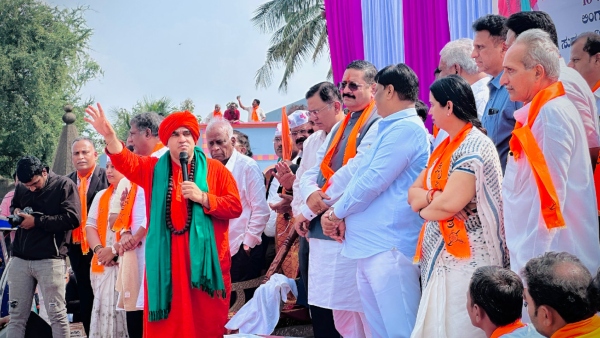 BJP Leader Basanagouda Patil Yatnal Alleges State Rewarded Police For Lathi Charge On Panchamasali Protesters
