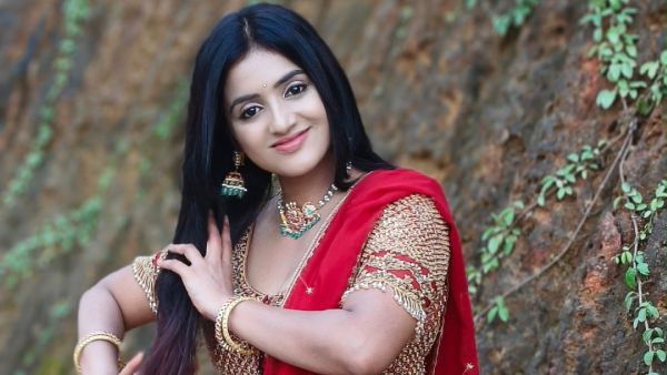 Actress and Anchor Jahnavi Was Cheated By Her Friend