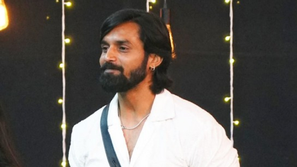 Bigg Boss Kannada Season 11 Costume Clue For Winner Revealed