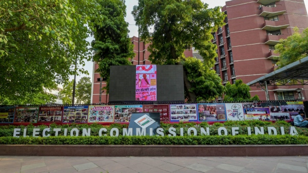 Delhi Assembly Elections 2025 Total 699 Candidates In The Fray