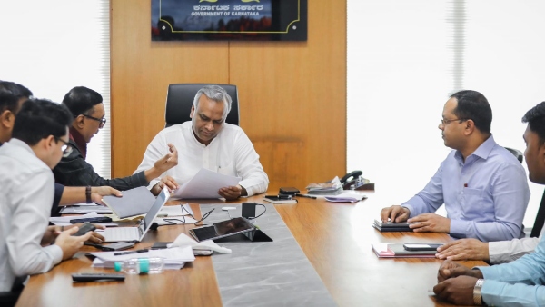 Karnataka Cabinet Approves Health Insurance For MGNREGA Outsourced Employees