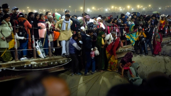 maha kumbh mela 2025 stampede at maha kumbh mela many injured deaths possible