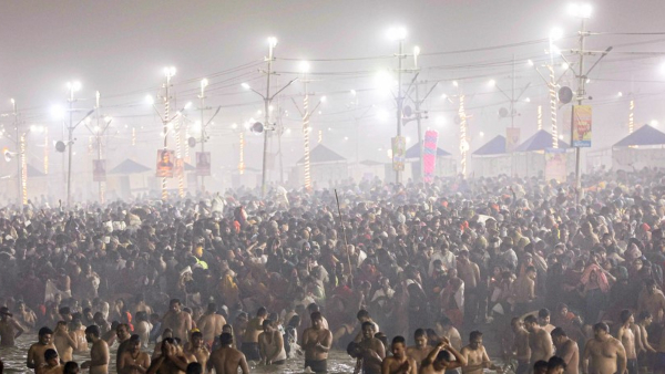 Mahakumbh Mela 2025 Nearly 60 Lakh Devotees Take Holy Dip On First Day Morning