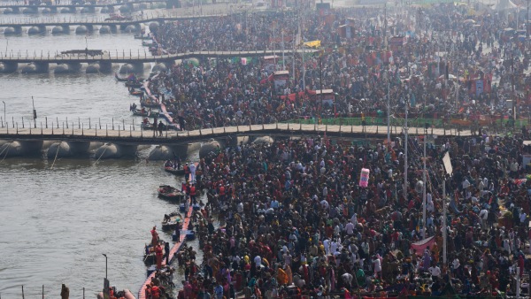 Maha Kumbh Mela Youth Earns 40 000 in Just 15 Days