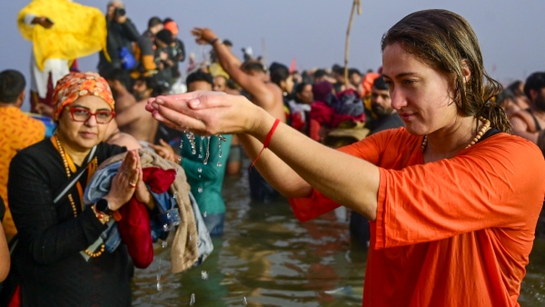 Indian Railways To Operate 13 000 Trains for 50 Days During Maha Kumbh Mela 2025
