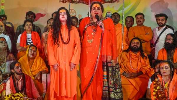 Maha Kumbh Mela 2025 Bollywood Actress Mamta Kulkarni Becomes Mai Mamta Nand Giri