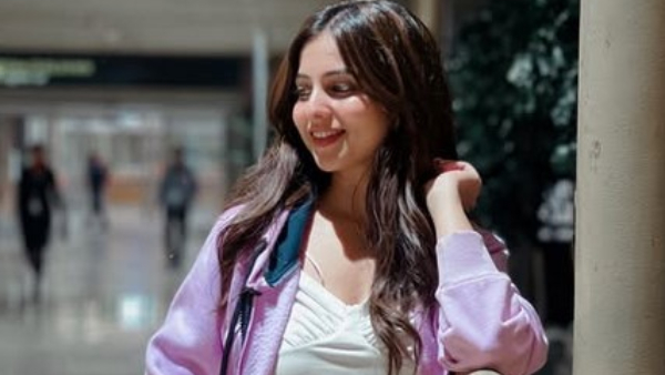 Niveditha Gowda Shared Transparent Dress Video In Her social Media