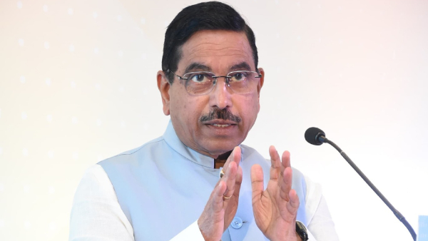 Central Minister Questions State Government on Naxalite Surrender