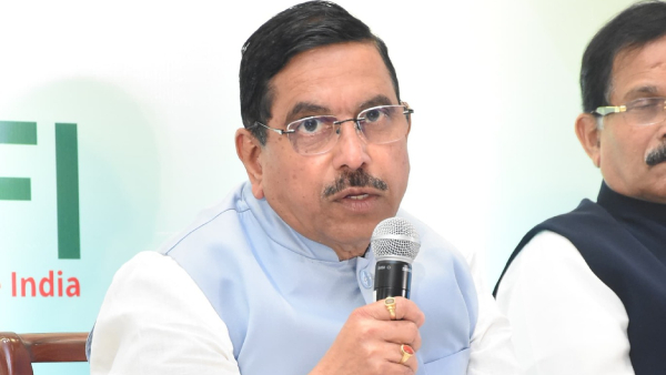 Central Minister Questions State Government on Naxalite Surrender