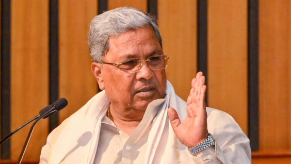 Those who have ineligible BPL cards must return them themselves Siddaramaiah