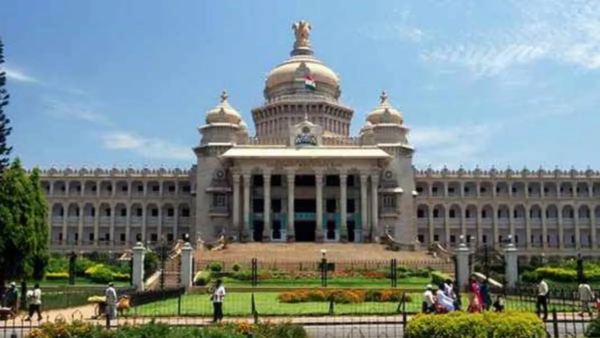 Three Chief Ministers Of Karnataka Have Completed Their Full Five Year Terms Three Chief Ministers Of Karnataka Have Completed Their Full Five Year Terms