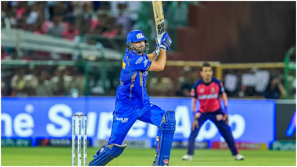 rcb allrounder tim david scored 68 runs in 38 ball in big bash league