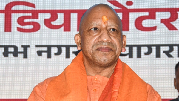 Yogi adityanath criticised aap for yamuna river pollution Yogi adityanath criticised aap for yamuna river pollution