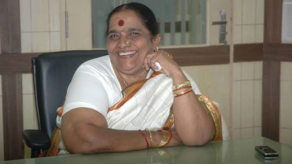 Parvathamma Rajkumar Advice To Kannada Director Prem To Pursue Directing Parvathamma Rajkumar Advice To Kannada Director Prem To Pursue Directing