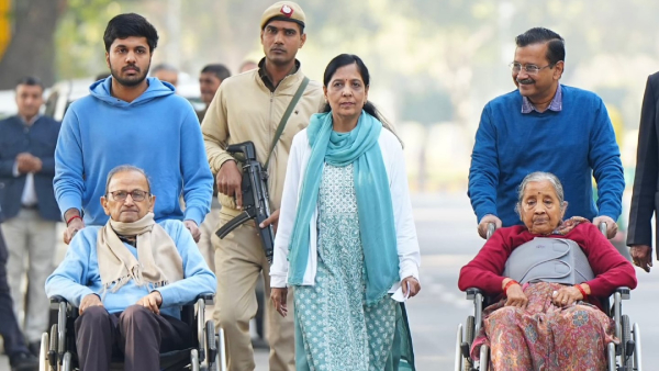 Arvind Kejriwal Casts Vote With Family Parents In Wheelchairs