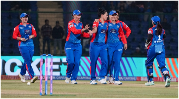 delhi capitals win last ball thriller against mumbai indians wpl 2025