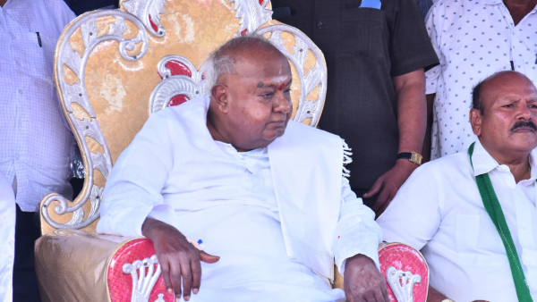 JD S Faces Challenges in Karnataka Amid Political Changes