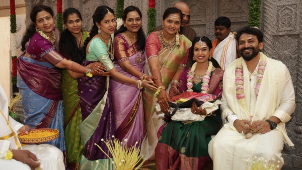 Kannada Actor Dhananjaya Apologizes To Fans During Wedding Reception