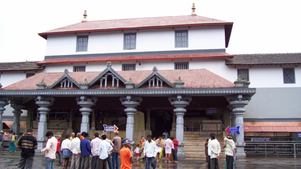 dharmasthala temple- usury in the name of God serious allegations against dharmasthala sangha