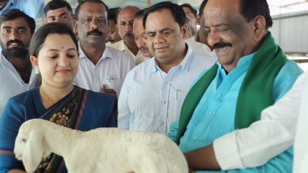 10 Acre Of Land Success Story Of Dharwad Farmer