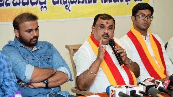 Karave Urges CM Siddaramaiah To Clarify Kannada Word Meanings In KPSC Re-exam