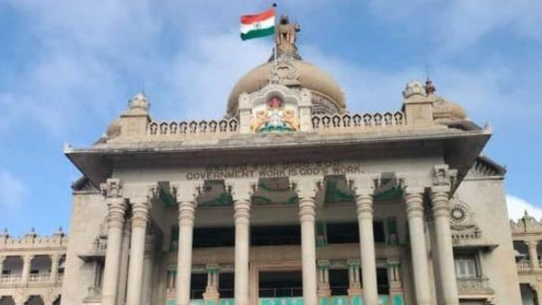 To Help Regular Commuters Annual And Lifetime Toll Pass May Come Soon