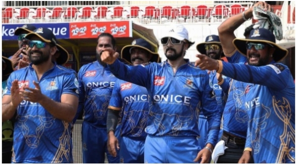 karnataka bulldozers takes lead in first innings aganist chennai rhinos in ccl 2025