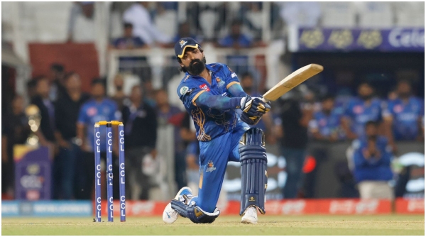 sudeep karnataka bulldozers win against mumbai heros in ccl 2025 match