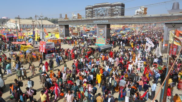 Fire Accident At Mahakumbh Mela In Prayagraj
