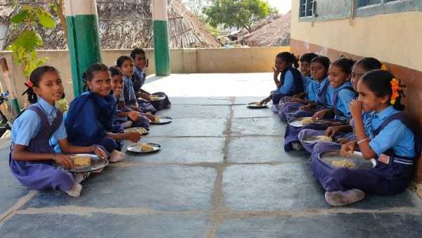Mid Day Meal For School Students In Summer Holidays