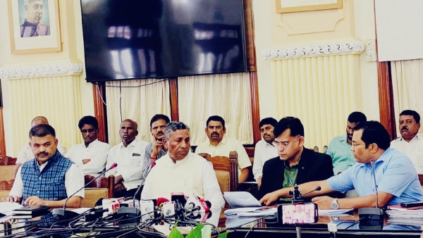 KH Muniyappa gave information about changes in the Annabhagya scheme