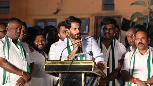 JDS Leader Nikhil Kumaraswamy Sarcasm Against Congress Guarantee Scheme