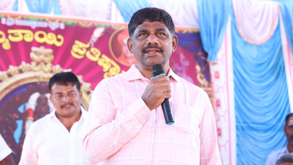 Question Of Changing CM Is Immaterial Says DK Suresh