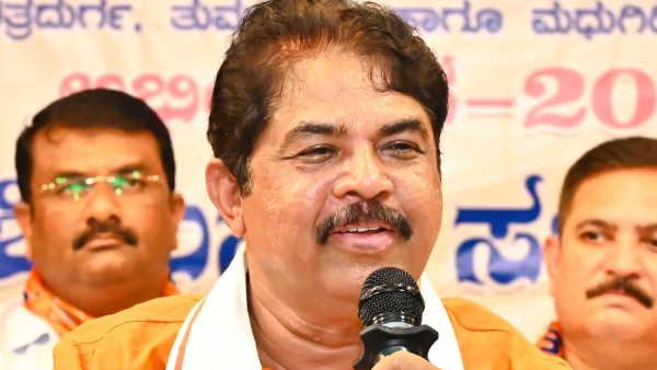 R Ashoka Advises BBMP To Fix Bengaluru Potholes During Summer