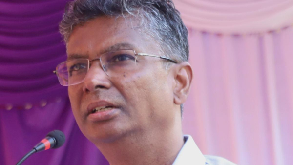 Satish Jarkiholi Urges High Command To Appoint Dalit Leaders As Karnataka CM And KPCC President Satish Jarkiholi Urges High Command To Appoint Dalit Leaders As Karnataka CM And KPCC President