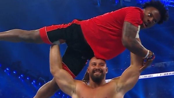 Famous YouTuber IShowSpeed Gets Beaten Up By WWE Wrestlers In The Ring