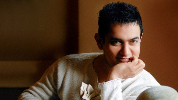 Bollywood Actor Aamir Khan New Girlfriend Gauri Spratt From Bengaluru Details Revealed