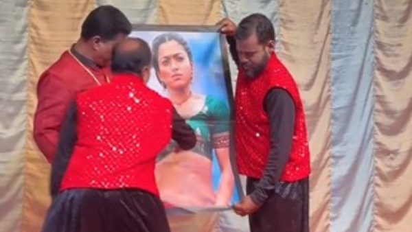 Actress Rashmika Mandanna s Hair Disappearing Video Goes Viral