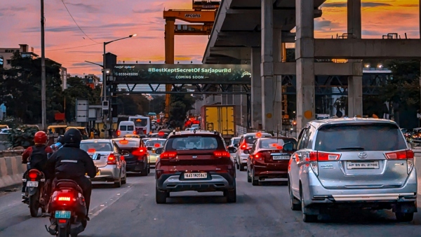 Bengaluru is messy and Noida is Best City Employee Post Goes Viral