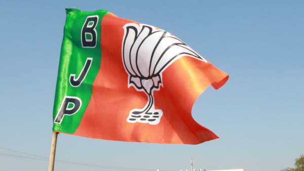 BJP Issued Notice To 5 Leaders Of Karnataka Party Unit