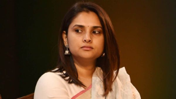 Kannadigas are Angry With Charming Star Ramya what is Reason