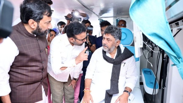 CM Siddaramaiah Inaugurates 135 Mobile Health Units For Construction Workers CM Siddaramaiah Inaugurates 135 Mobile Health Units For Construction Workers