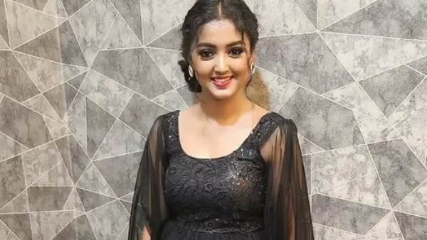 Lakshmi Baramma Serial Actress Bhoomika Ramesh Discusses Eye Injury During Shooting