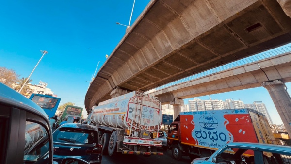 Nagathihalli Chandrashekar Criticizes Sudden Closure of Peenya Flyover at Bengaluru Nagathihalli Chandrashekar Criticizes Sudden Closure of Peenya Flyover at Bengaluru