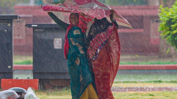 2025 Monsoon Rain As Rain Stars