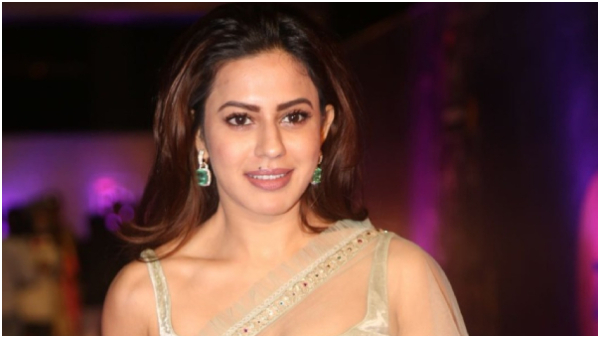 ranya rao visited dubai 30 times charges for kg gold amount