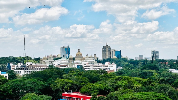 Bengaluru Rent Hike Sarjapur Road Bellandur Check Latest Property Prices 2025 Kannada