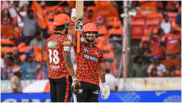 srh sends warning to other teams of ipl 2025 smashed runs against rr
